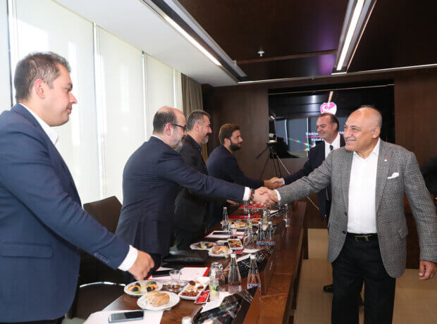 1. Lig Kulüpler Birliği’nden TFF Başkanı Mehmet Büyükeşki’ye Ziyaret